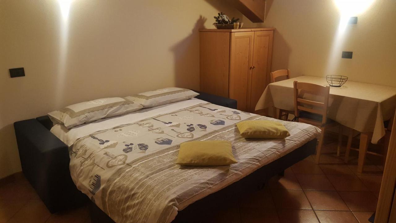 Casa Le Rondini Lejlighed Valdisotto Eksteriør billede